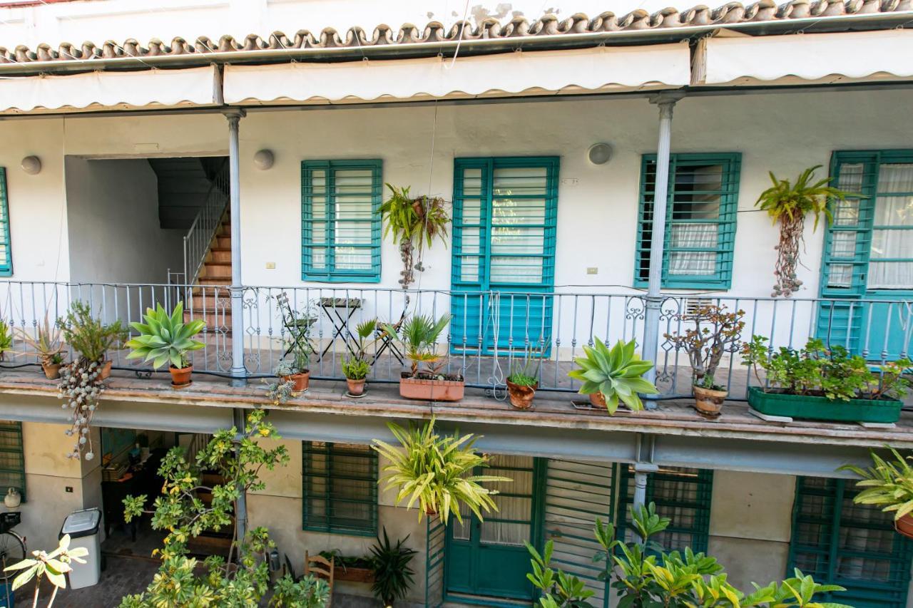 Apartamento 3 Dormitorios En Calle San Vicente. Seville Exterior photo