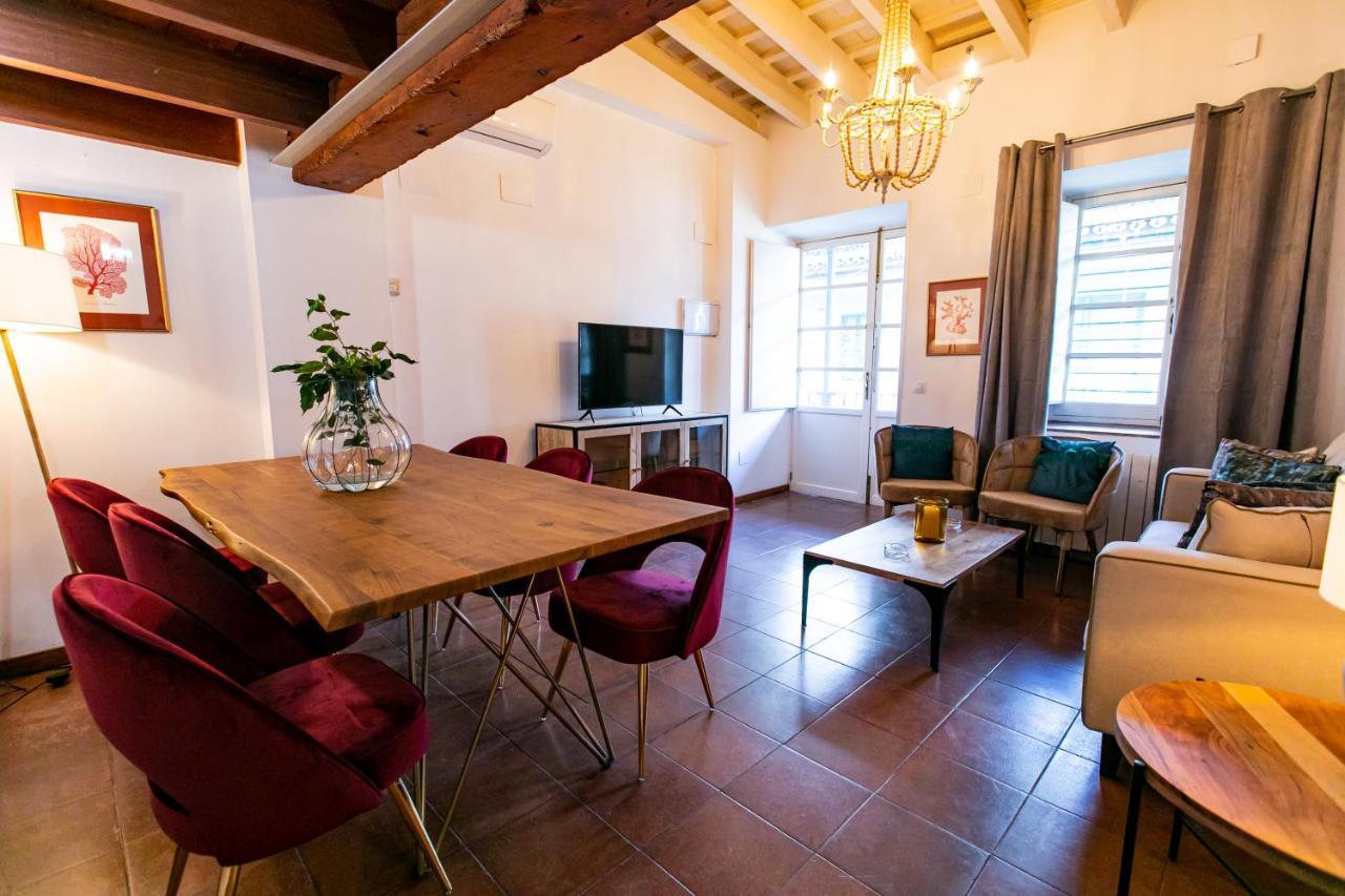 Apartamento 3 Dormitorios En Calle San Vicente. Seville Exterior photo